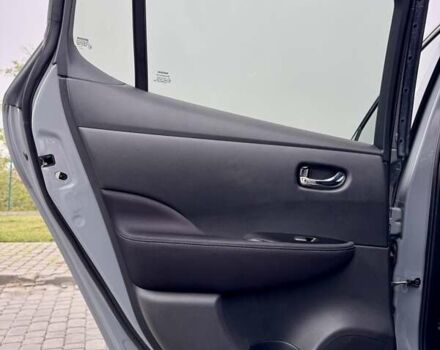 Серый Ниссан Лиф, объемом двигателя 0 л и пробегом 28 тыс. км за 19300 $, фото 50 на Automoto.ua