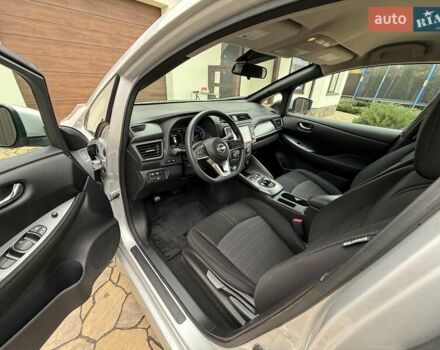 Сірий Ніссан Ліф, об'ємом двигуна 0 л та пробігом 16 тис. км за 13999 $, фото 8 на Automoto.ua