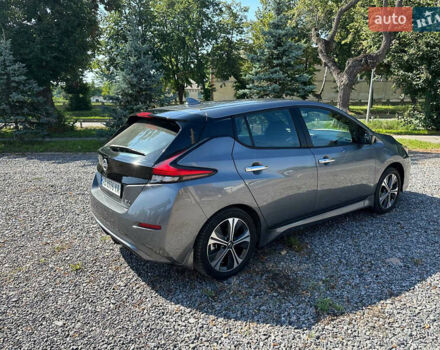 Серый Ниссан Лиф, объемом двигателя 0 л и пробегом 18 тыс. км за 17900 $, фото 3 на Automoto.ua