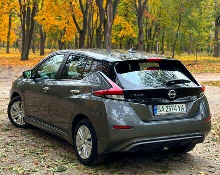 Серый Ниссан Лиф, объемом двигателя 0 л и пробегом 200 тыс. км за 16000 $, фото 2 на Automoto.ua