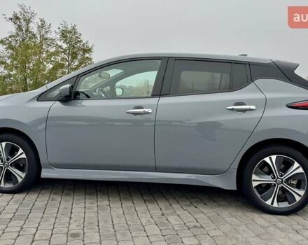 Серый Ниссан Лиф, объемом двигателя 0 л и пробегом 28 тыс. км за 19300 $, фото 4 на Automoto.ua