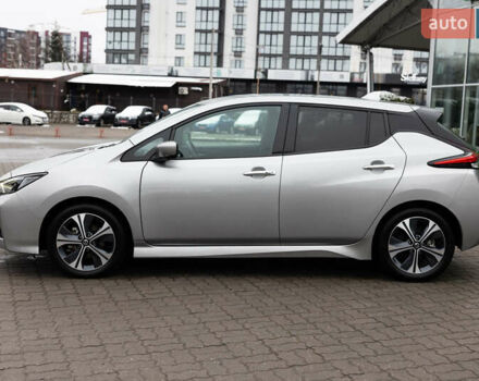 Серый Ниссан Лиф, объемом двигателя 0 л и пробегом 26 тыс. км за 15850 $, фото 11 на Automoto.ua