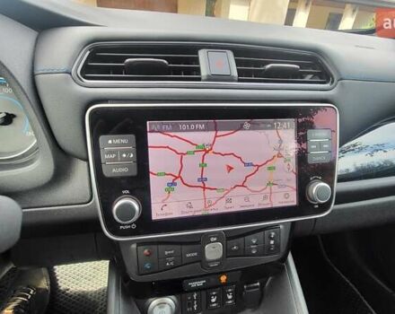 Серый Ниссан Лиф, объемом двигателя 0 л и пробегом 25 тыс. км за 24000 $, фото 6 на Automoto.ua