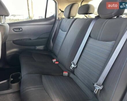 Сірий Ніссан Ліф, об'ємом двигуна 0 л та пробігом 36 тис. км за 16799 $, фото 40 на Automoto.ua