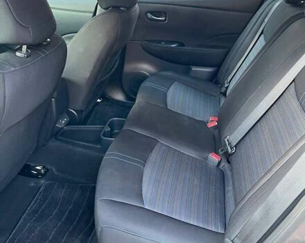 Сірий Ніссан Ліф, об'ємом двигуна 0 л та пробігом 4 тис. км за 15500 $, фото 8 на Automoto.ua