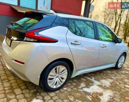 Серый Ниссан Лиф, объемом двигателя 0 л и пробегом 6 тыс. км за 15900 $, фото 4 на Automoto.ua