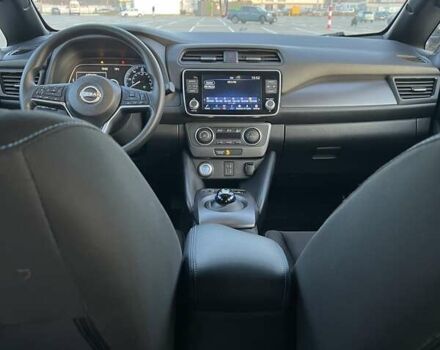 Сірий Ніссан Ліф, об'ємом двигуна 0 л та пробігом 24 тис. км за 17500 $, фото 16 на Automoto.ua