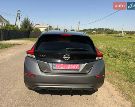 Серый Ниссан Лиф, объемом двигателя 0 л и пробегом 10 тыс. км за 15800 $, фото 5 на Automoto.ua