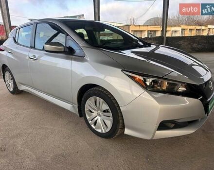 Сірий Ніссан Ліф, об'ємом двигуна 0 л та пробігом 36 тис. км за 16799 $, фото 26 на Automoto.ua