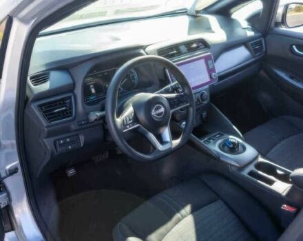 Серый Ниссан Лиф, объемом двигателя 0 л и пробегом 28 тыс. км за 11500 $, фото 7 на Automoto.ua