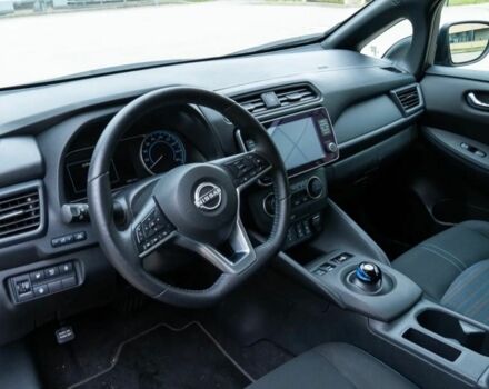 Серый Ниссан Лиф, объемом двигателя 0 л и пробегом 20 тыс. км за 8000 $, фото 9 на Automoto.ua