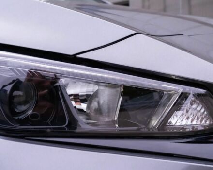 Серый Ниссан Лиф, объемом двигателя 0 л и пробегом 20 тыс. км за 8000 $, фото 4 на Automoto.ua