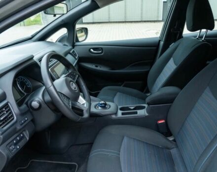 Серый Ниссан Лиф, объемом двигателя 0 л и пробегом 20 тыс. км за 8000 $, фото 10 на Automoto.ua