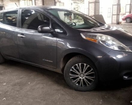 Серый Ниссан Лиф, объемом двигателя 0 л и пробегом 211 тыс. км за 6999 $, фото 1 на Automoto.ua