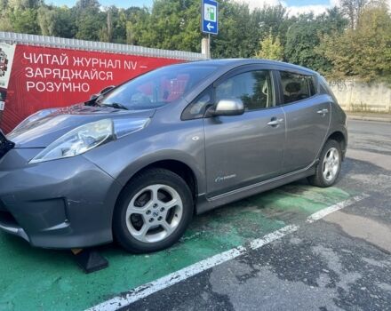 Сірий Ніссан Ліф, об'ємом двигуна 0 л та пробігом 150 тис. км за 5500 $, фото 1 на Automoto.ua