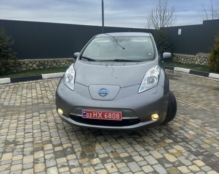 Сірий Ніссан Ліф, об'ємом двигуна 0 л та пробігом 91 тис. км за 7200 $, фото 1 на Automoto.ua