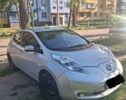 Серый Ниссан Лиф, объемом двигателя 0 л и пробегом 20 тыс. км за 9000 $, фото 1 на Automoto.ua