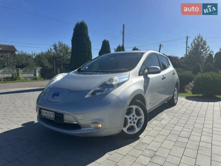 Сірий Ніссан Ліф, об'ємом двигуна 0 л та пробігом 132 тис. км за 5500 $, фото 1 на Automoto.ua