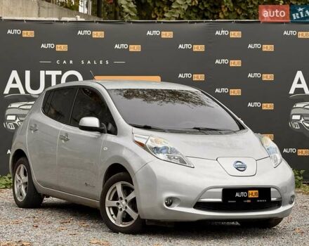 Сірий Ніссан Ліф, об'ємом двигуна 0 л та пробігом 121 тис. км за 5600 $, фото 1 на Automoto.ua