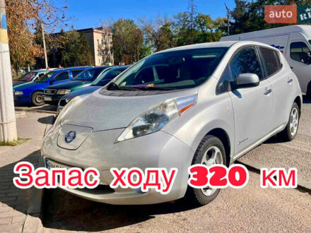 Сірий Ніссан Ліф, об'ємом двигуна 0 л та пробігом 120 тис. км за 10300 $, фото 1 на Automoto.ua
