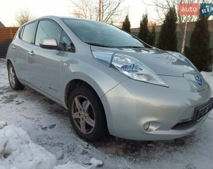 Серый Ниссан Лиф, объемом двигателя 0 л и пробегом 157 тыс. км за 4100 $, фото 1 на Automoto.ua