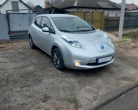 Серый Ниссан Лиф, объемом двигателя 0 л и пробегом 143 тыс. км за 5500 $, фото 1 на Automoto.ua