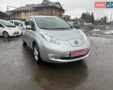 Сірий Ніссан Ліф, об'ємом двигуна 0 л та пробігом 99 тис. км за 3950 $, фото 1 на Automoto.ua