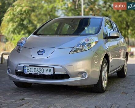 Сірий Ніссан Ліф, об'ємом двигуна 0 л та пробігом 112 тис. км за 4790 $, фото 1 на Automoto.ua