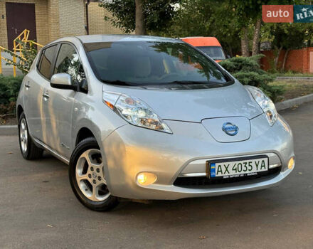 Сірий Ніссан Ліф, об'ємом двигуна 0 л та пробігом 136 тис. км за 5350 $, фото 1 на Automoto.ua