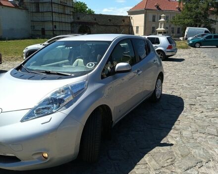 Сірий Ніссан Ліф, об'ємом двигуна 0 л та пробігом 149 тис. км за 4850 $, фото 1 на Automoto.ua