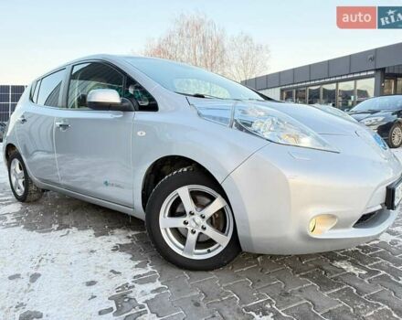 Серый Ниссан Лиф, объемом двигателя 0 л и пробегом 96 тыс. км за 4750 $, фото 1 на Automoto.ua