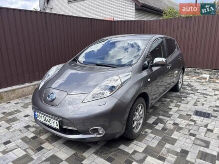 Сірий Ніссан Ліф, об'ємом двигуна 0 л та пробігом 130 тис. км за 7500 $, фото 1 на Automoto.ua