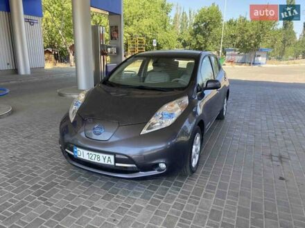 Ніссан Ліф 2013 у Миколаєві на Automoto.ua Сірий Ніссан Ліф, об'ємом двигуна 0 л та пробігом 131 тис. км за 6300 $, фото 1 на Automoto.ua