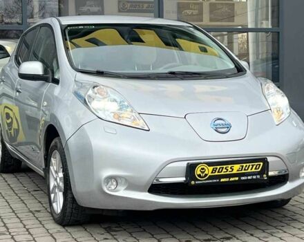 Сірий Ніссан Ліф, об'ємом двигуна 0 л та пробігом 100 тис. км за 6000 $, фото 1 на Automoto.ua
