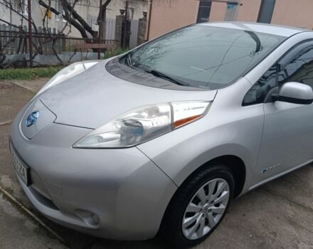Сірий Ніссан Ліф, об'ємом двигуна 0 л та пробігом 157 тис. км за 5100 $, фото 1 на Automoto.ua