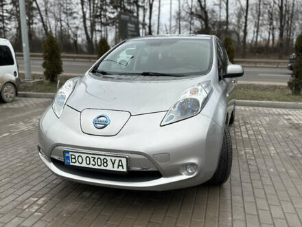 Серый Ниссан Лиф, объемом двигателя 0 л и пробегом 92 тыс. км за 8100 $, фото 1 на Automoto.ua