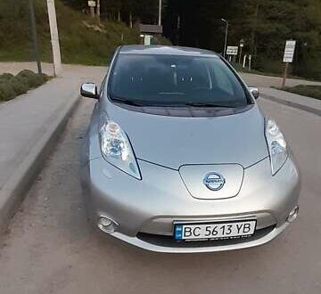 Сірий Ніссан Ліф, об'ємом двигуна 0 л та пробігом 157 тис. км за 6850 $, фото 1 на Automoto.ua