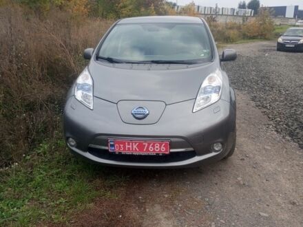 Сірий Ніссан Ліф, об'ємом двигуна 0 л та пробігом 210 тис. км за 6400 $, фото 1 на Automoto.ua