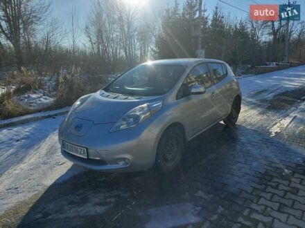 Ниссан Лиф 2013 в Хмельницком на Automoto.ua Серый Ниссан Лиф, объемом двигателя 0 л и пробегом 178 тыс. км за 5900 $, фото 1 на Automoto.ua