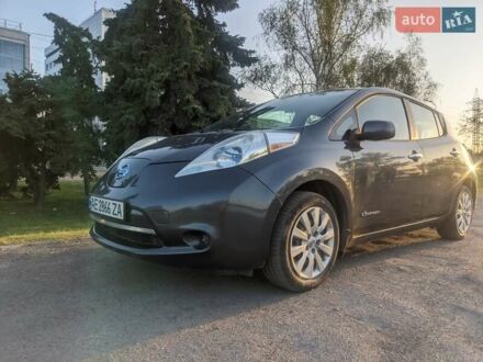 Ніссан Ліф 2013 у Дніпро (Дніпропетровську) на Automoto.ua Сірий Ніссан Ліф, об'ємом двигуна 0 л та пробігом 158 тис. км за 5800 $, фото 1 на Automoto.ua