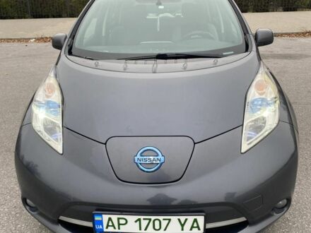 Серый Ниссан Лиф, объемом двигателя 0 л и пробегом 170 тыс. км за 5600 $, фото 1 на Automoto.ua