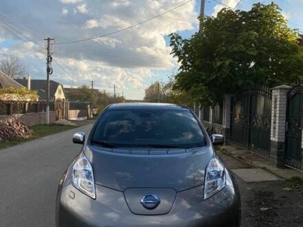 Серый Ниссан Лиф, объемом двигателя 0 л и пробегом 115 тыс. км за 6599 $, фото 1 на Automoto.ua