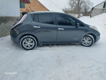 Серый Ниссан Лиф, объемом двигателя 0 л и пробегом 144 тыс. км за 6200 $, фото 1 на Automoto.ua