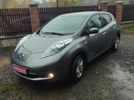 Сірий Ніссан Ліф, об'ємом двигуна 0 л та пробігом 130 тис. км за 5800 $, фото 1 на Automoto.ua