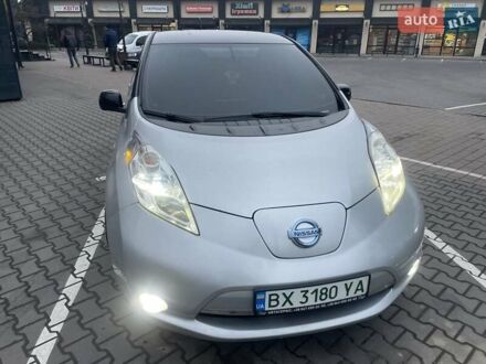 Серый Ниссан Лиф, объемом двигателя 0 л и пробегом 154 тыс. км за 4950 $, фото 1 на Automoto.ua