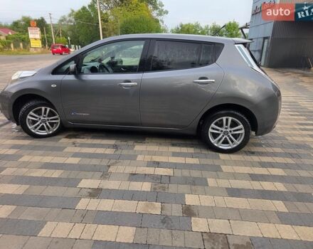 Сірий Ніссан Ліф, об'ємом двигуна 0 л та пробігом 141 тис. км за 6200 $, фото 1 на Automoto.ua