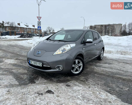 Серый Ниссан Лиф, объемом двигателя 0 л и пробегом 116 тыс. км за 6750 $, фото 1 на Automoto.ua