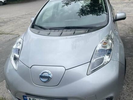 Сірий Ніссан Ліф, об'ємом двигуна 0 л та пробігом 148 тис. км за 6400 $, фото 1 на Automoto.ua