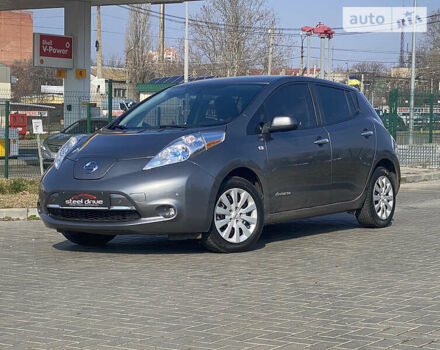 Сірий Ніссан Ліф, об'ємом двигуна 0 л та пробігом 124 тис. км за 6999 $, фото 1 на Automoto.ua