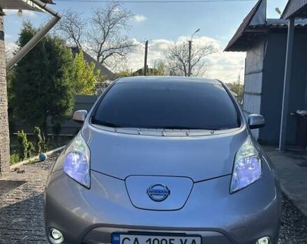 Серый Ниссан Лиф, объемом двигателя 0 л и пробегом 122 тыс. км за 8000 $, фото 1 на Automoto.ua